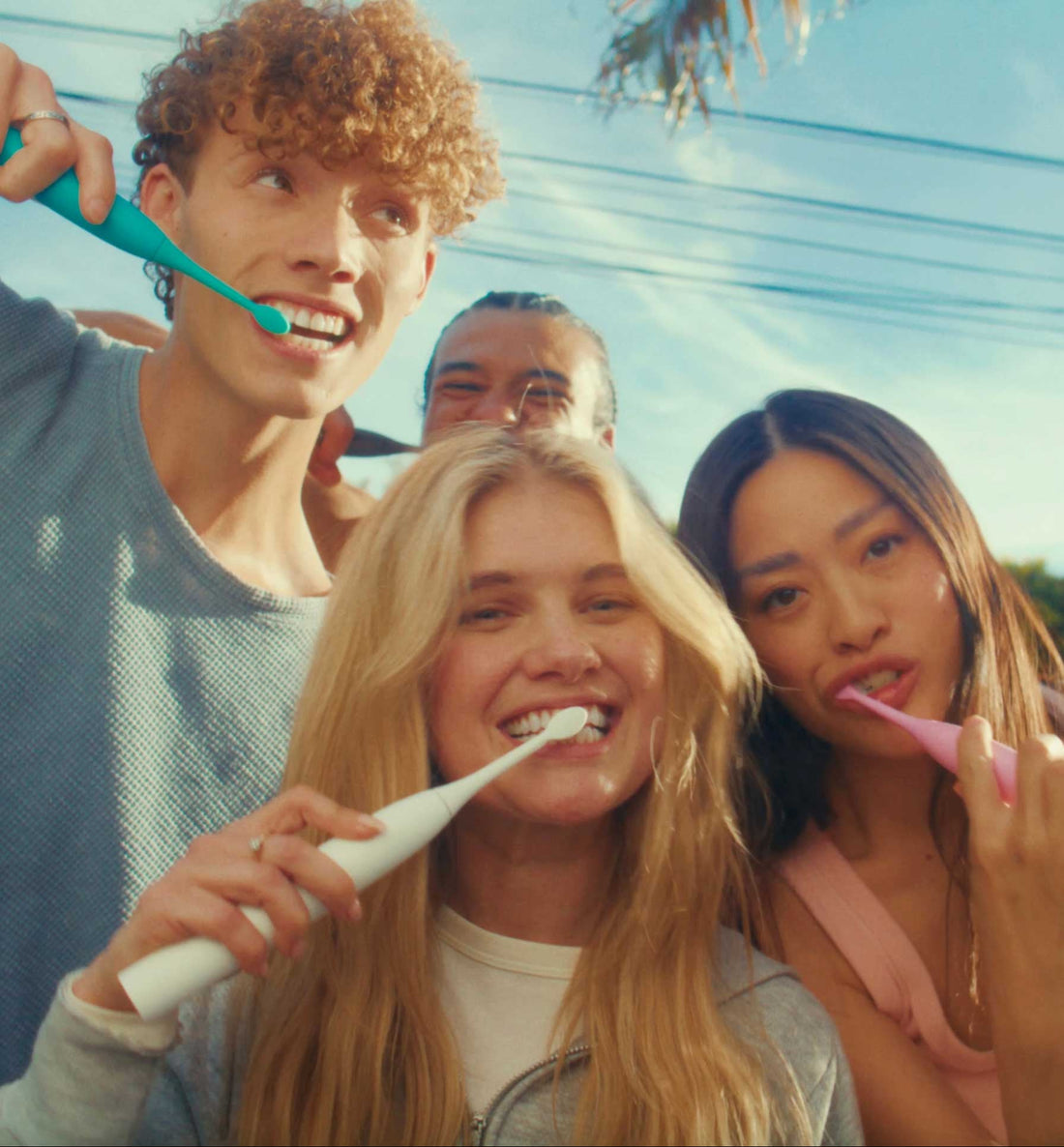 Sonic vs Electric Toothbrush: What's the Difference and Which One Do You Need?