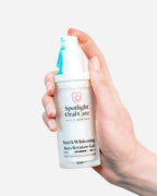 Mint-flavoured accelerator gel formulated to dissolve tough stains and brighten your smile with daily use​