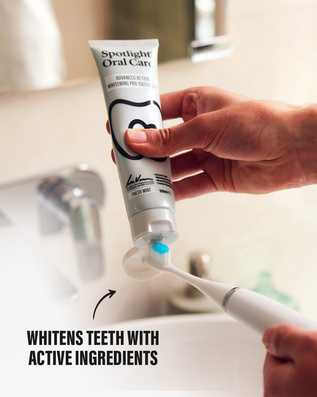 Blue gel formula toothpaste providing effective stain removal and a refreshing brushing experience​