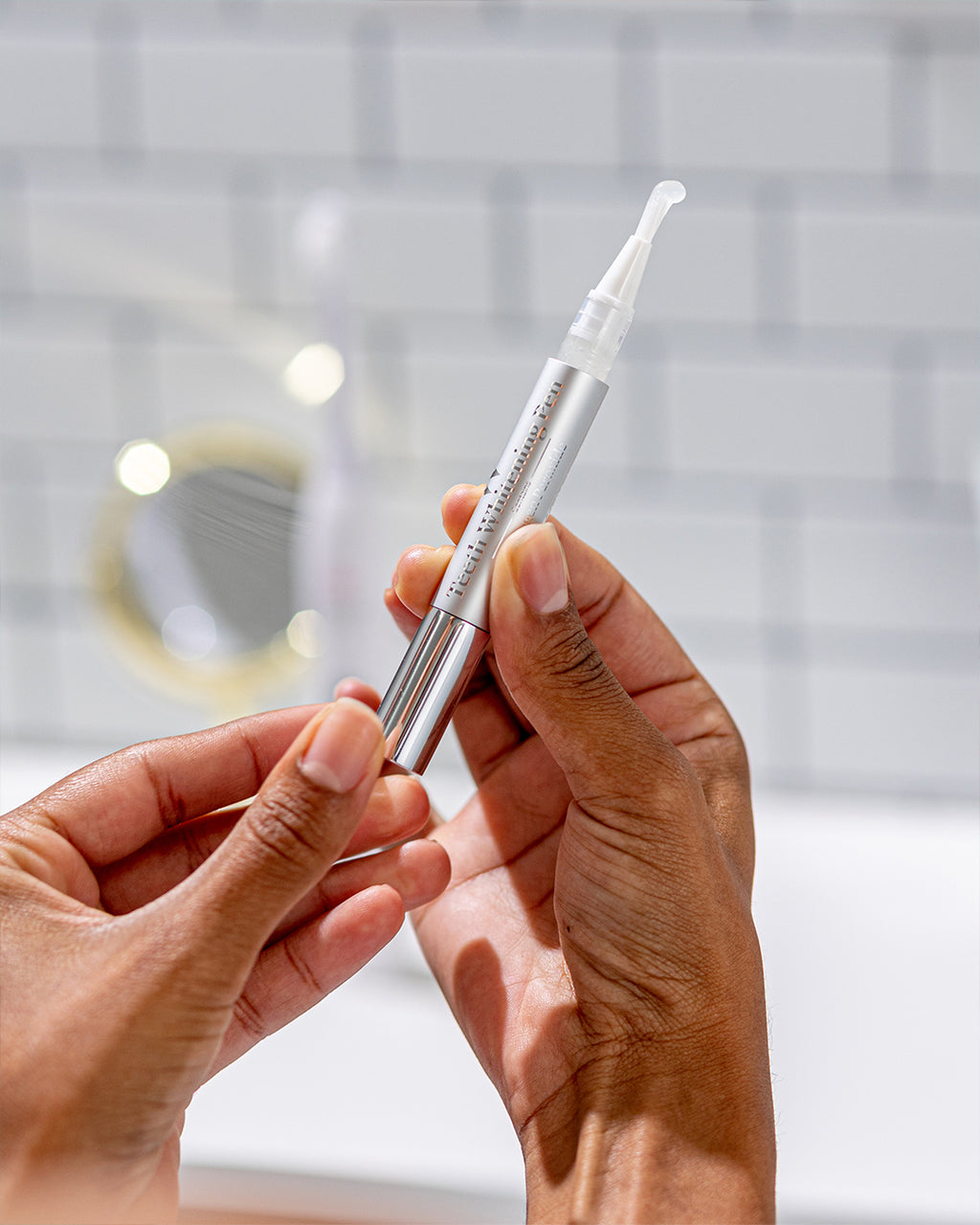 Dentist-developed whitening pen delivering visible results in just 20 minutes without causing sensitivity​